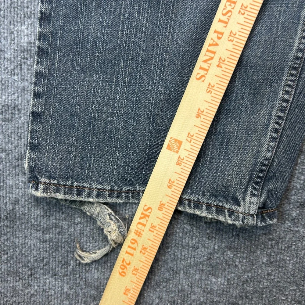 Levis levi 569